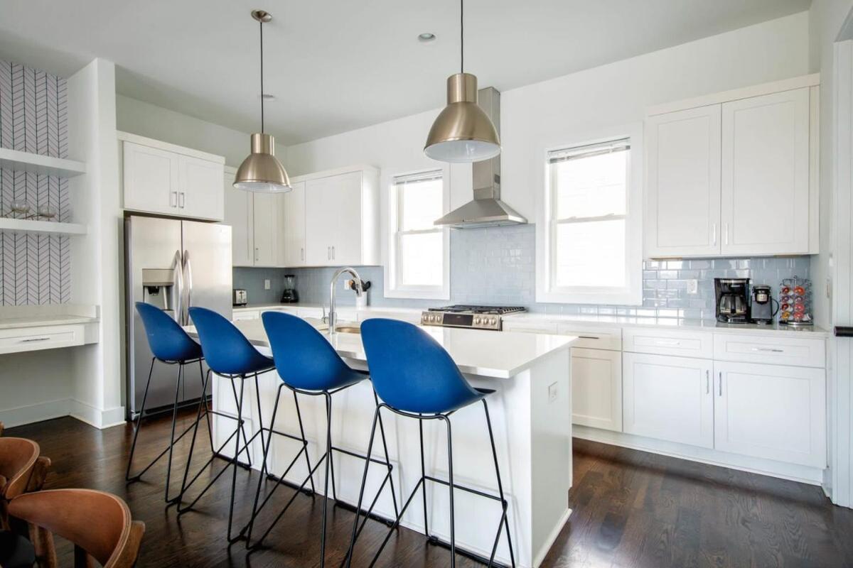 2 Lux Homes 2mi To Broadway Huge Rooftop Sleeps 24