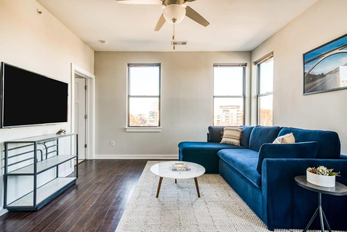 Cozysuites Music Row Spacious 2br W Free Parking31 Apartment