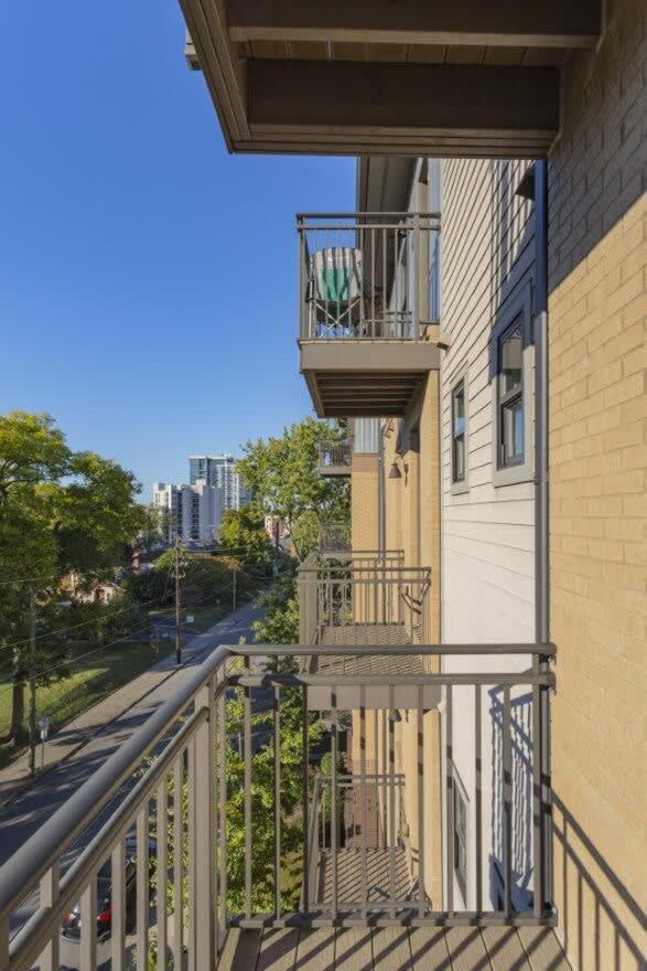 Cozysuites Musicrow Astonishing With Free Parking 38 Nashville