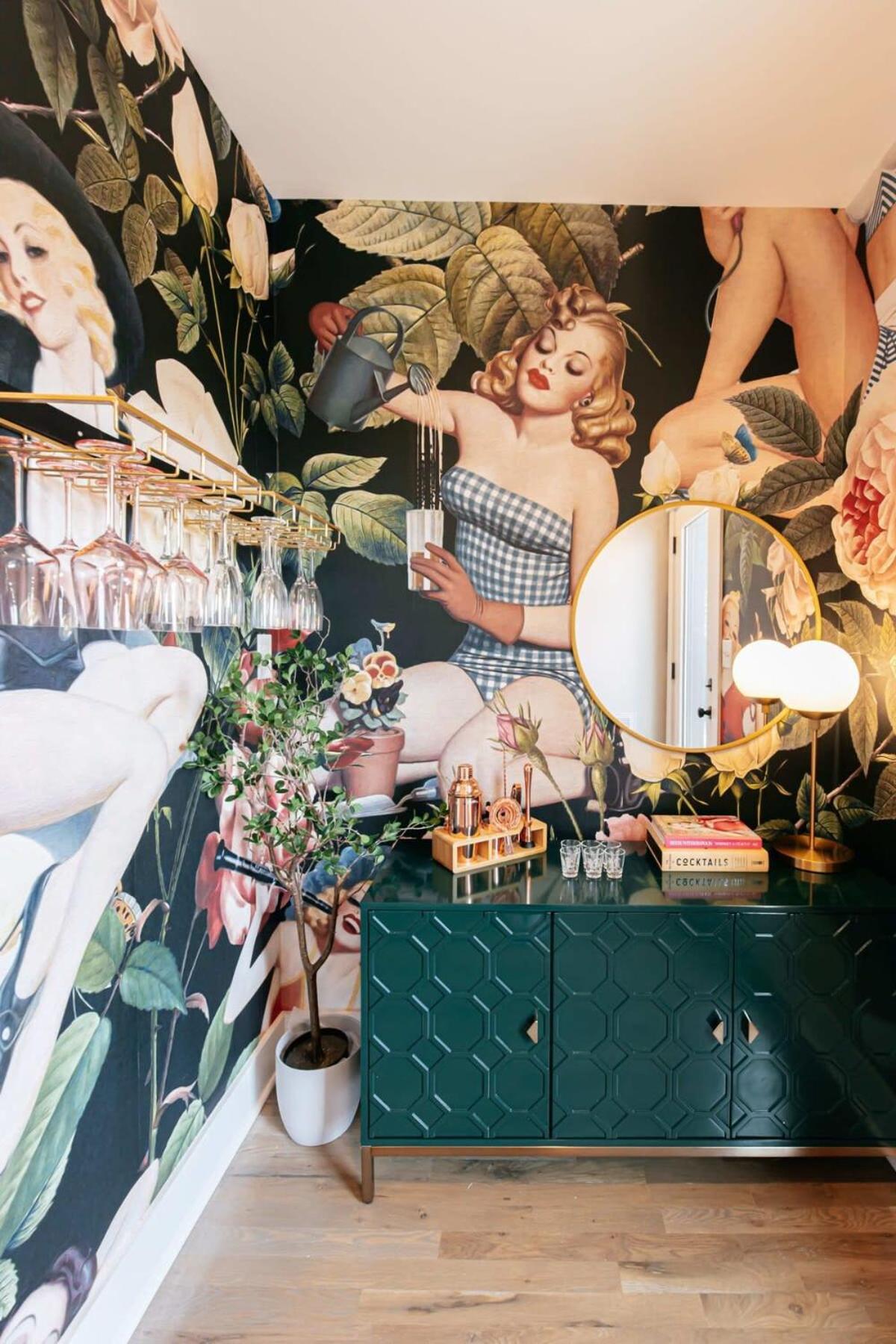 Designer Single Family House-rooftop- Hot Tub Holiday home