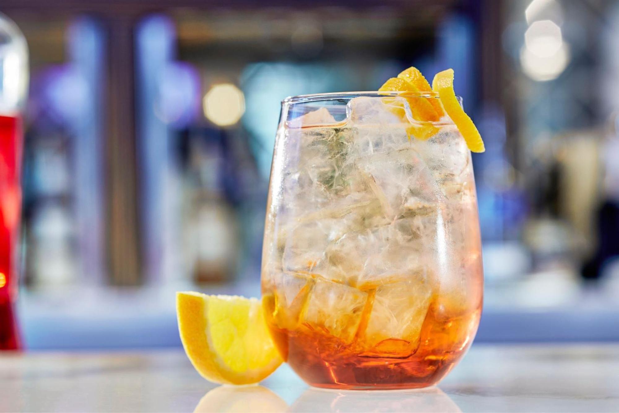 Hotel Ac Downtown 4*