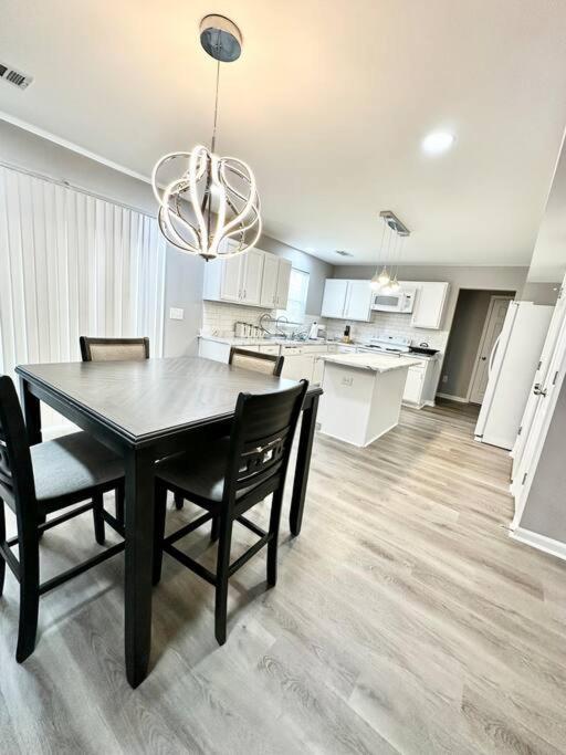 Hidden Gem 10 Min From Downtown *