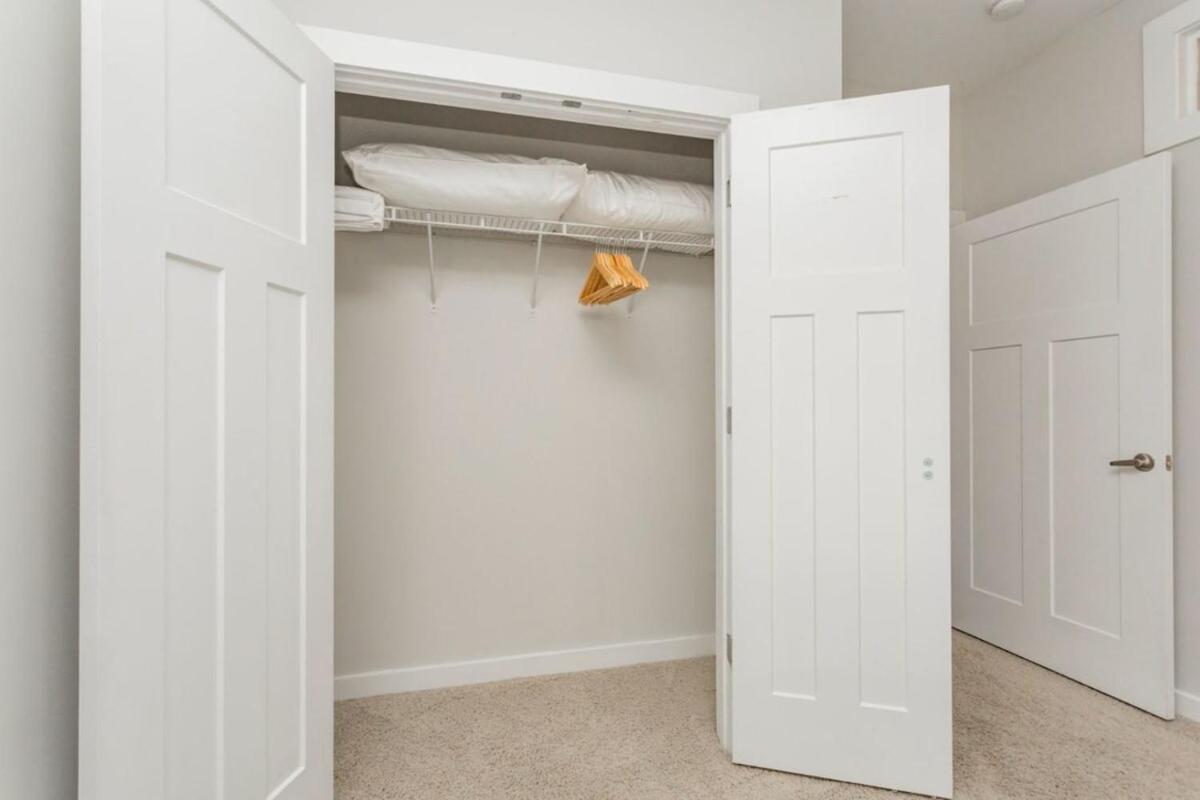 Apartment Two Cozysuites Spacious Music Row With Parking Nashville