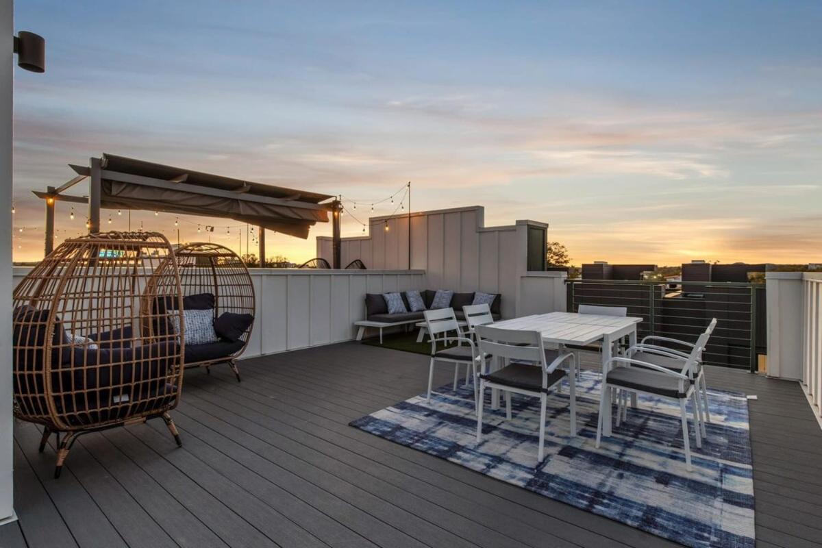 Holiday home Double Lux 26beds 2 Rooftop Views Free Parking