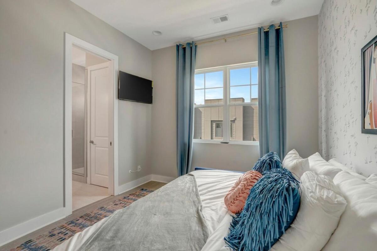 Double Lux 26beds 2 Rooftop Views Free Parking Holiday home *
