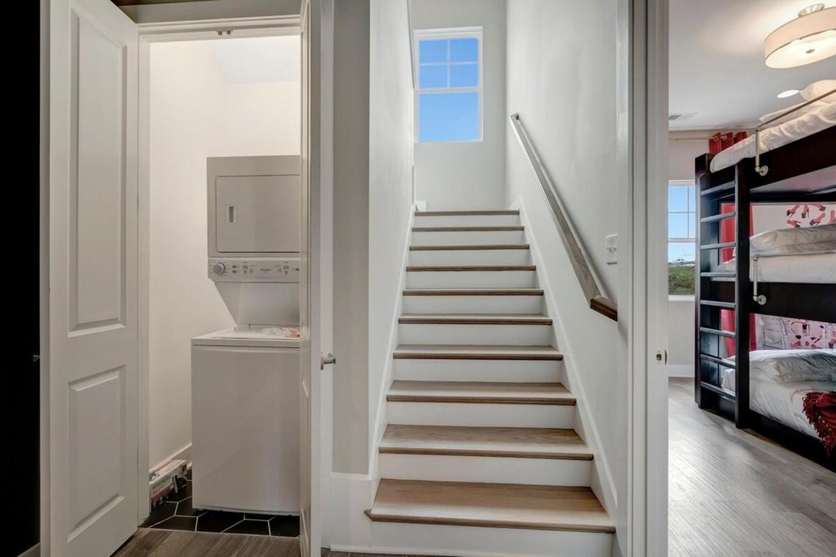 Double Lux 26beds 2 Rooftop Views Free Parking Holiday home *