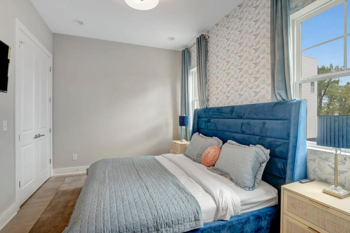 Double Lux 26beds 2 Rooftop Views Free Parking Holiday home *