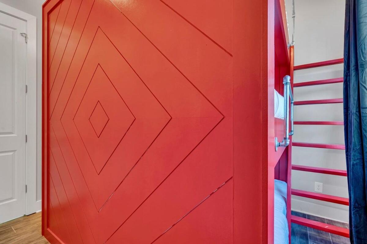 Double Lux 26beds 2 Rooftop Views Free Parking *