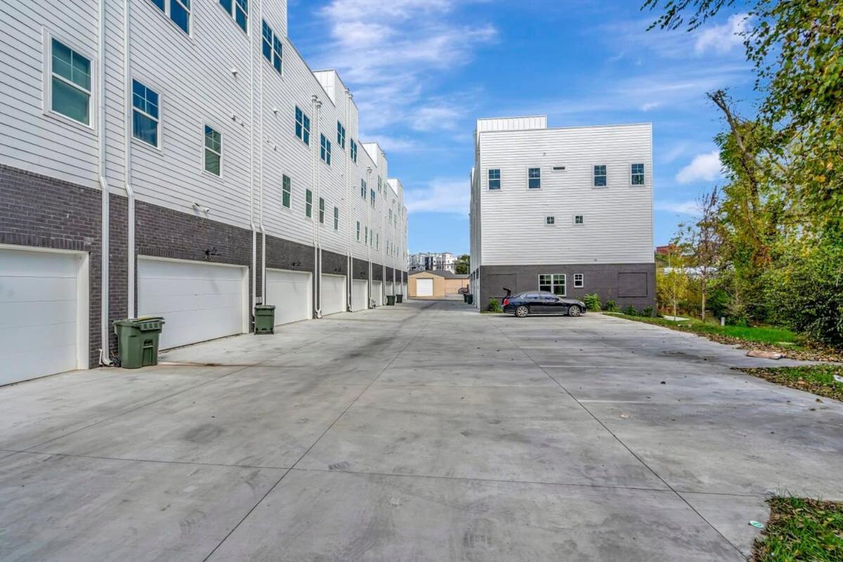 Double Lux 26beds 2 Rooftop Views Free Parking