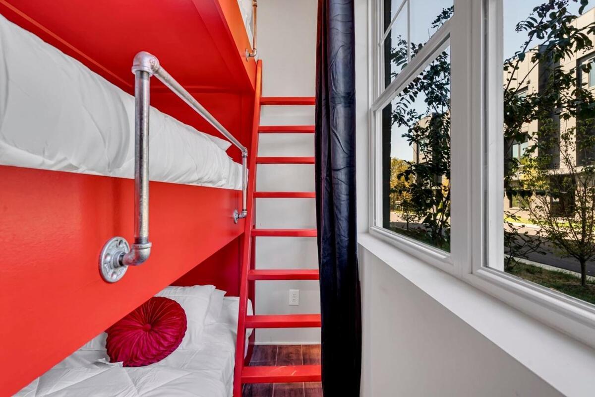 Double Lux 26beds 2 Rooftop Views Free Parking Holiday home *
