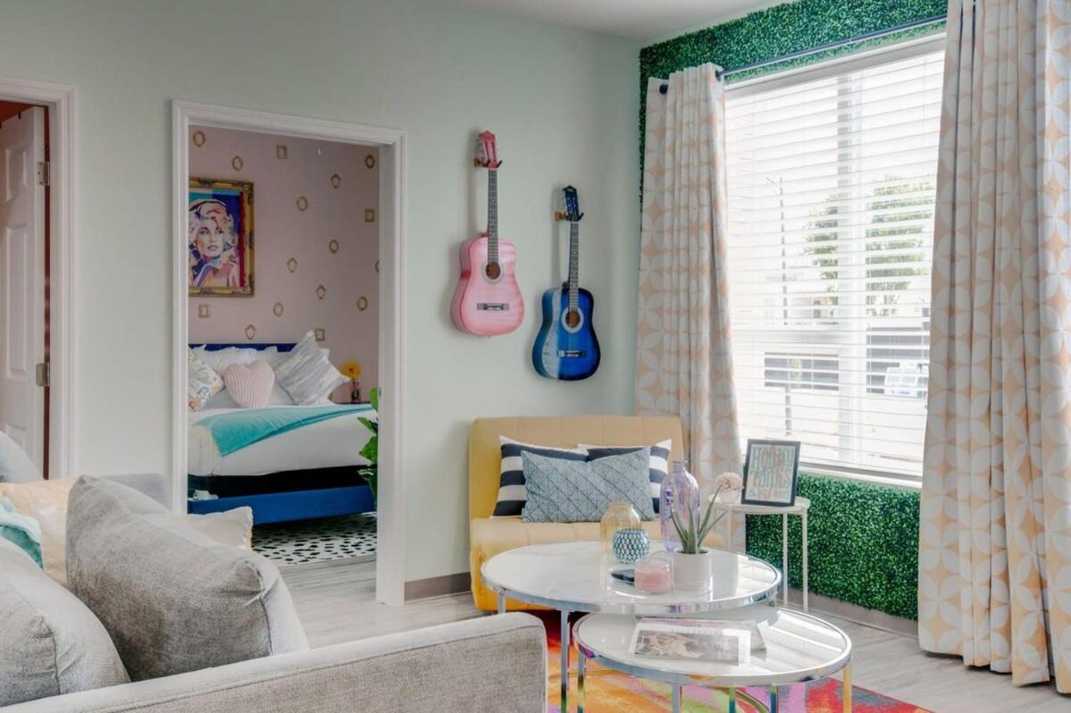 New 4 Bedroom Near Dt Walk To Restaurants Nashville