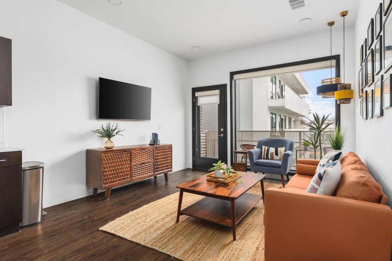 Apartment Modern Gulch Getaway With Pool, Parking, And Patio