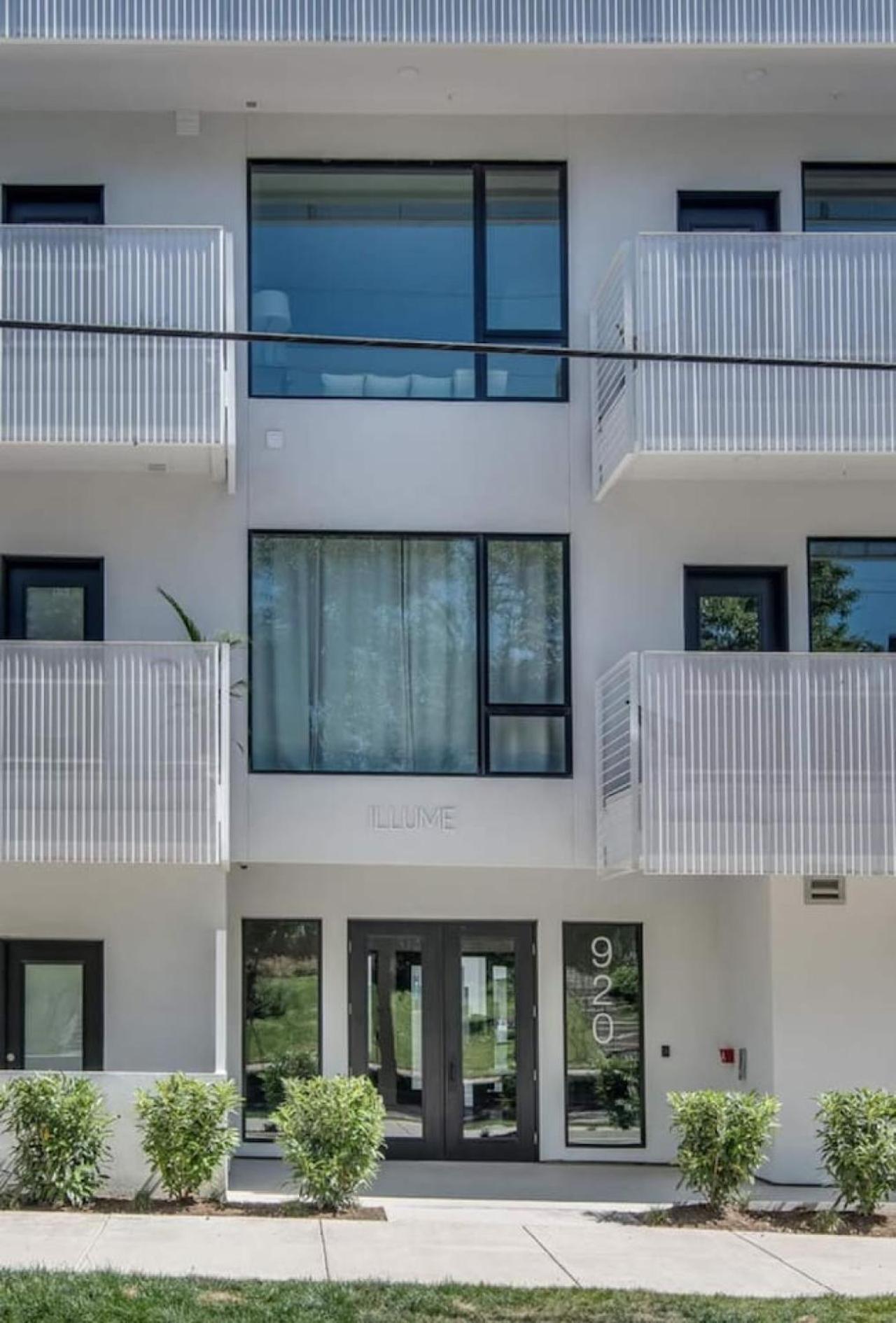 Apartment Modern Gulch Getaway With Pool, Parking, And Patio