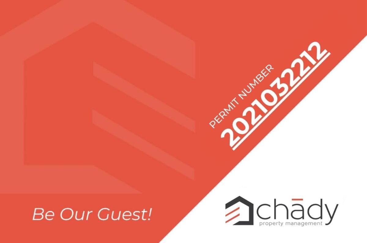 Large East With Game Sleeps 12 Holiday home *