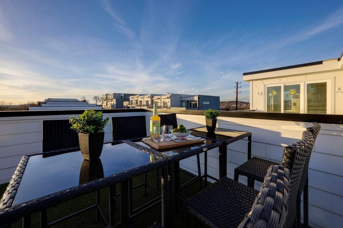Holiday home 10 Percent Off Elevator Rooftop With Hot Tub & Views Nashville