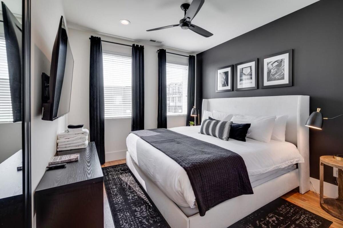 Holiday home 10 Percent Off Elevator Rooftop With Hot Tub & Views *