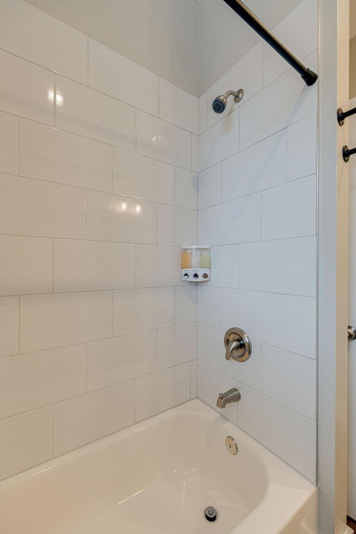 Holiday home Large East With Game Sleeps 12