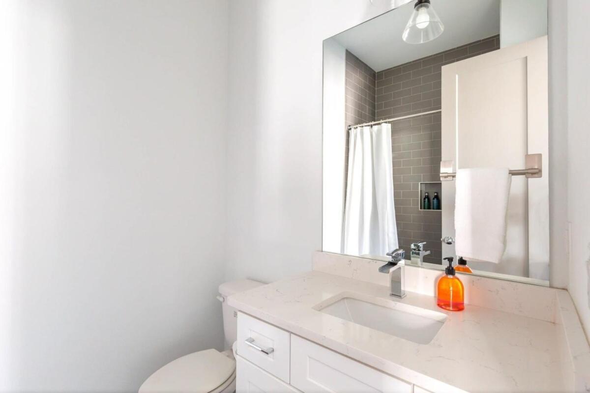 Large With Rooftop And Views Sleeps 12