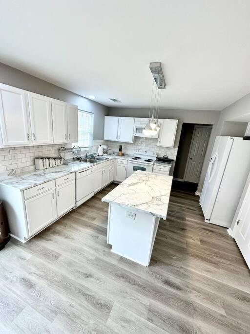 Hidden Gem 10 Min From Downtown Holiday home Nashville