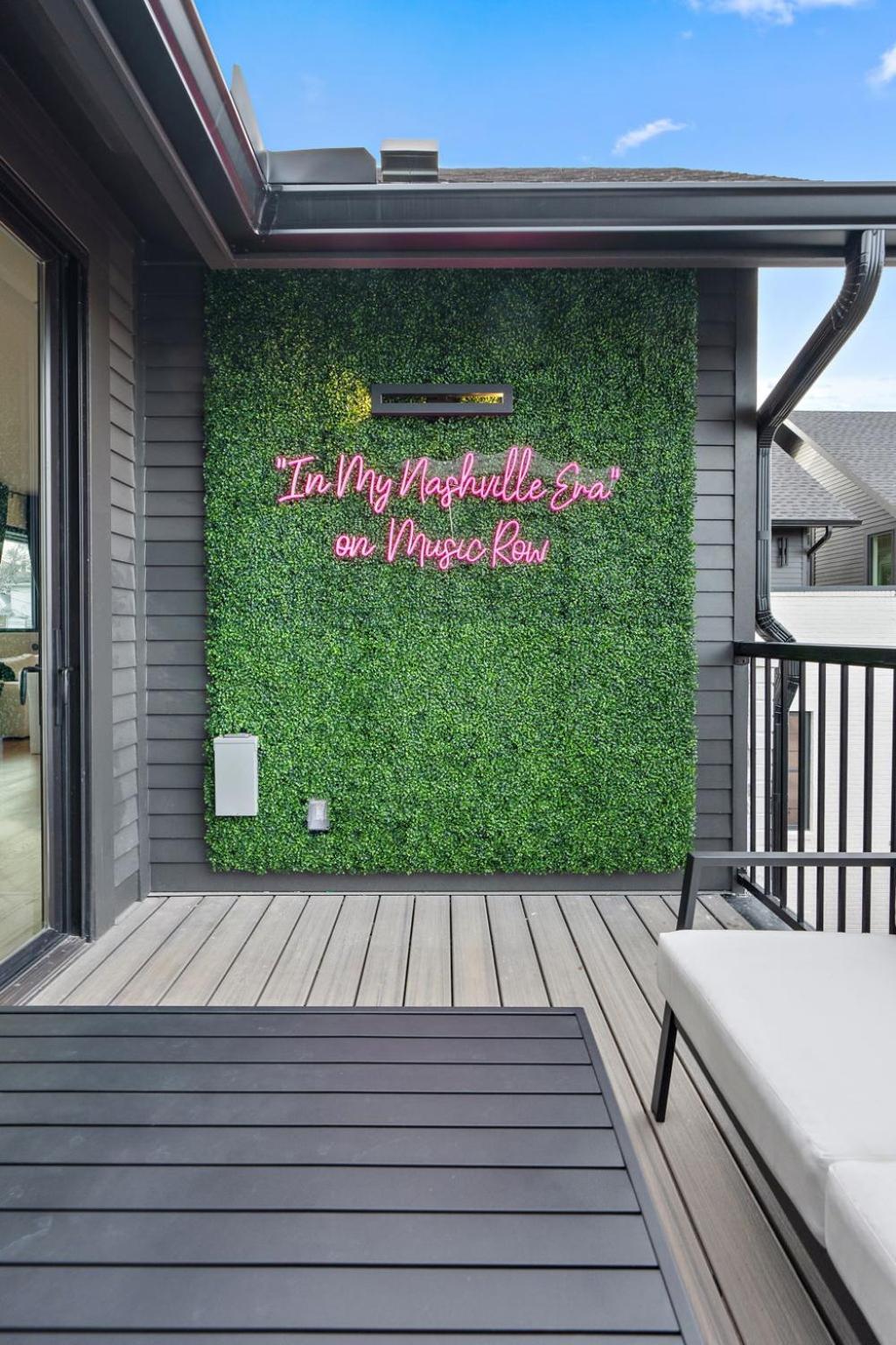 Holiday home Music Row Townhome *