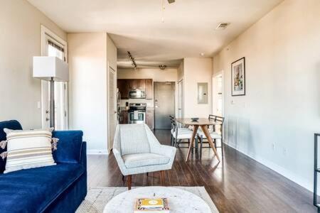 Apartment Two Cozysuites Spacious Music Row W Parking Nashville