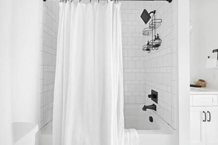 The Jolene Rooftop With Firepit Close To 12 South