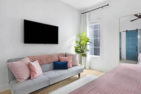 The Jolene Rooftop With Firepit Close To 12 South Holiday home Nashville