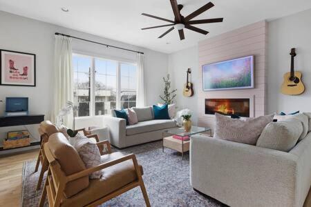 The Jolene Rooftop With Firepit Close To 12 South