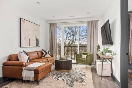 The Sobro - 6 Beds & 6 Blocks To Broadway Nashville