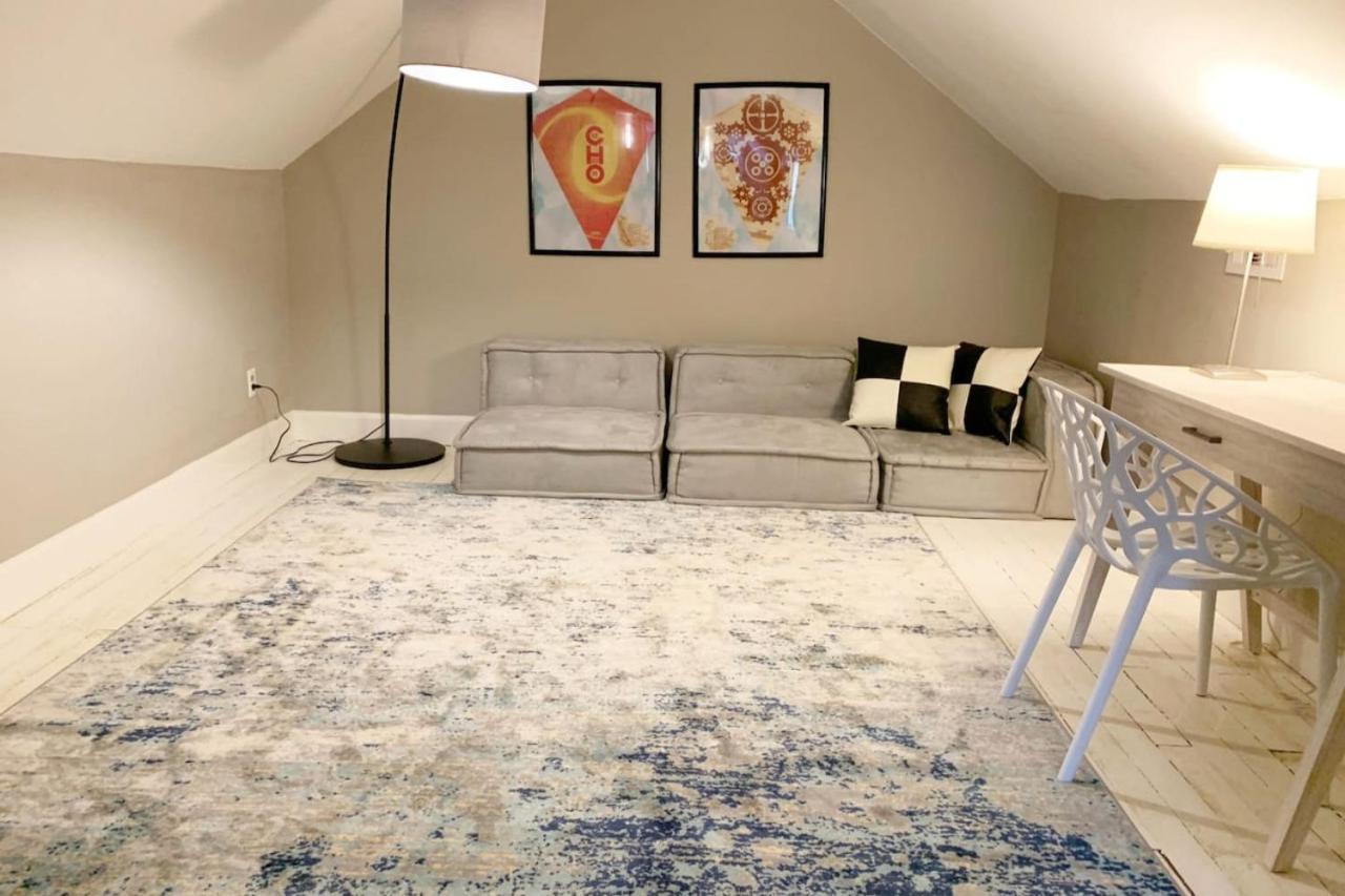 Holiday home Hangout House Play, Work, And Visit *