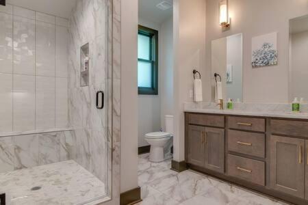 Holiday home Retreat Into Luxury In East Nashville's Twin Homes *
