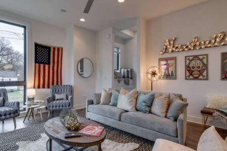 Holiday home Kora & Dawson - Rooftop Fun For 20 Near Gulch Nashville