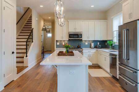 Holiday home The Taylors - Grand Getaway For 22 In Germantown