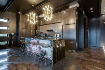 Mcbee Mansion - Avant Garde Mansion With Dt Views Holiday home Nashville