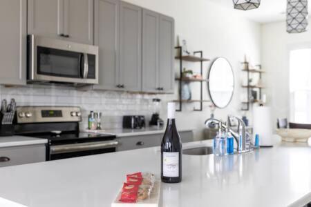 The Dogwood House - Cute Cozy And Close To Everything Holiday home Nashville