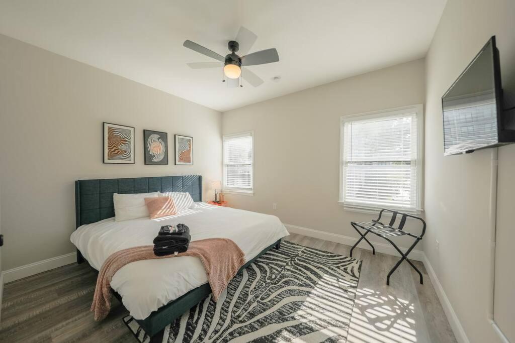 Apartment Minutes To Broadway - 2 King Beds With Optional Garage Parking
