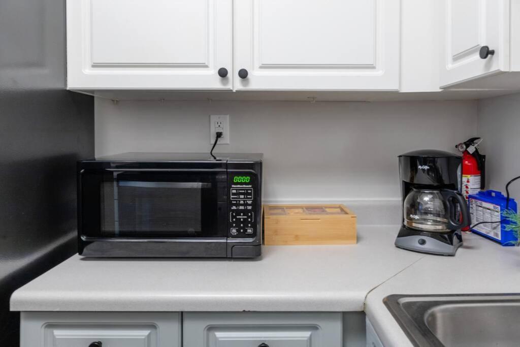 Minutes To Broadway King Bed With Optional Garage Parking Nashville