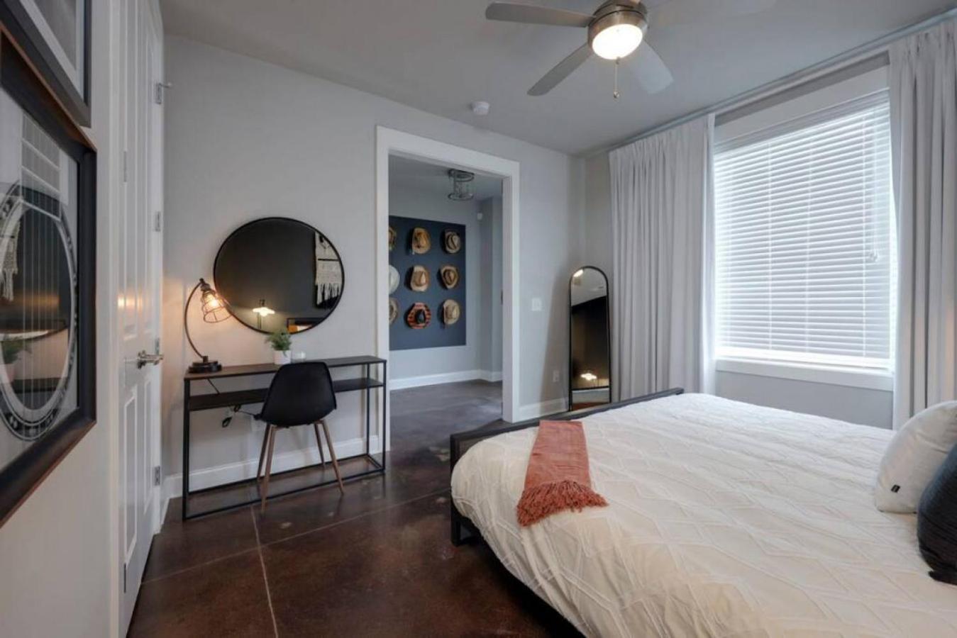 Weho Home, Geodis Park, Mini-golf, Arcade, 10min To Downtown! Sleeps 10! Nashville