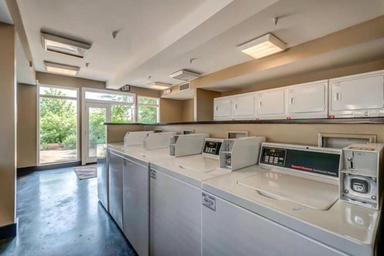 Downtown Riverfront Unit 790 Nashville