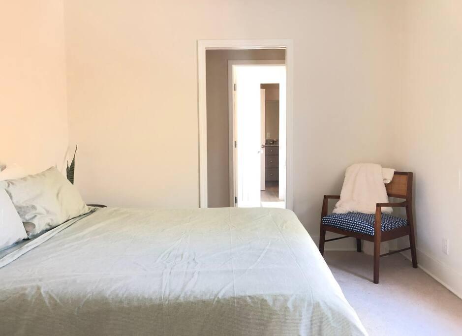 East Garden With 3 Bedrooms Apartment