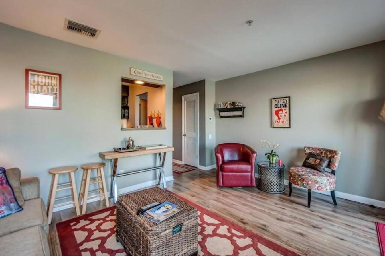 Apartment Downtown Riverfront Unit 820