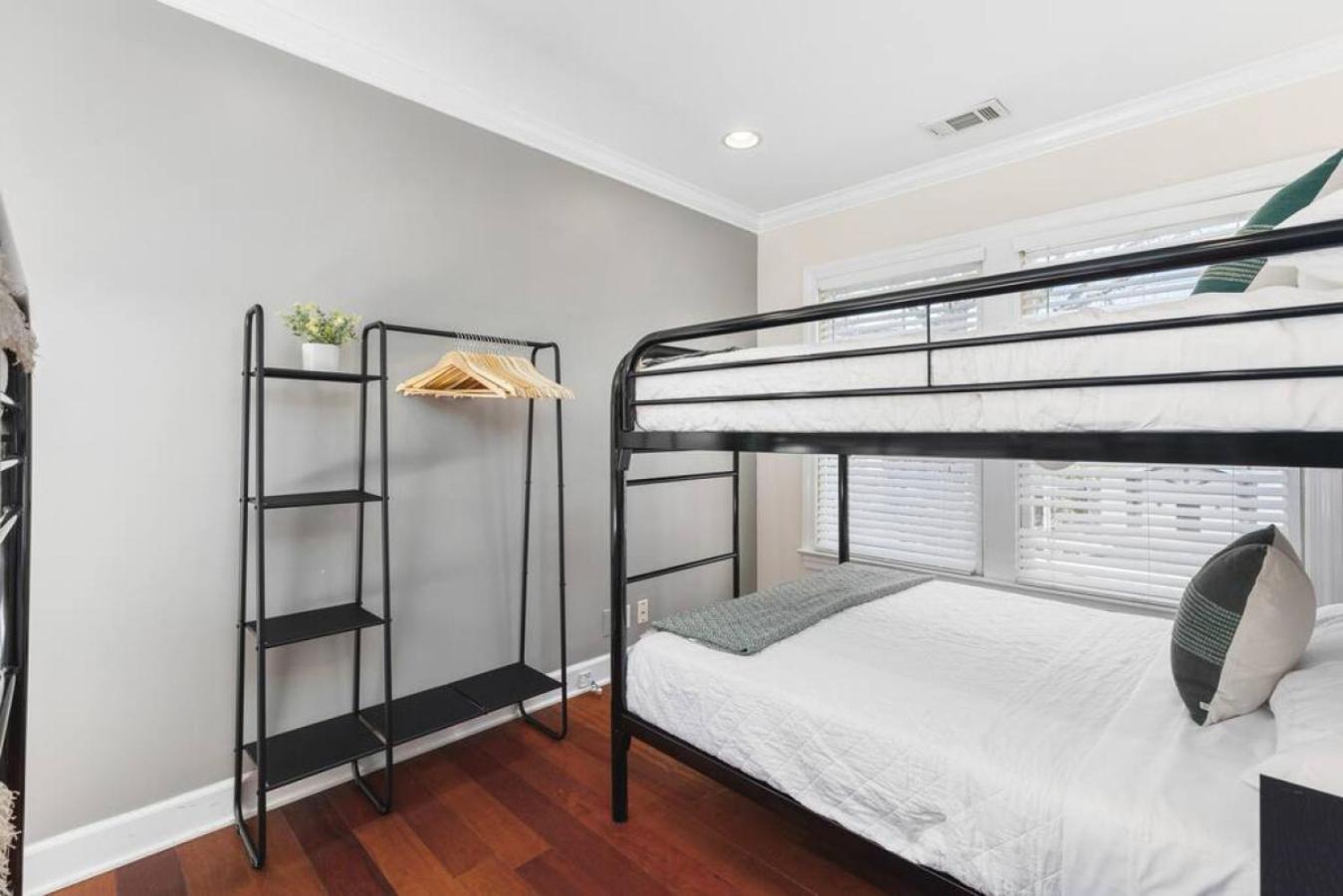 Platinum On Music Row Renovated And Near Downtown Apartment *