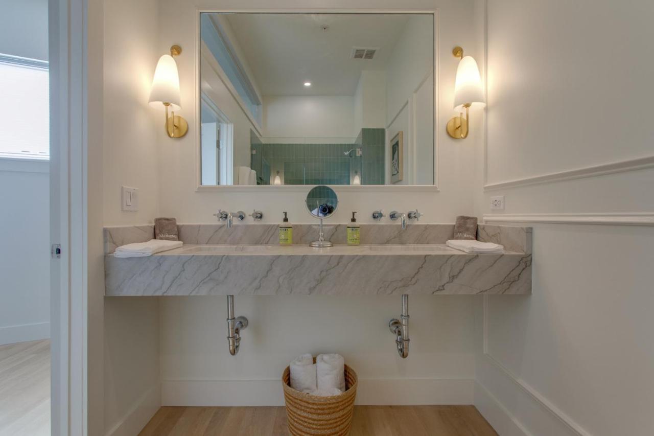 Holiday home Luxury By Music Row Belmont Vanderbilt Free Parking