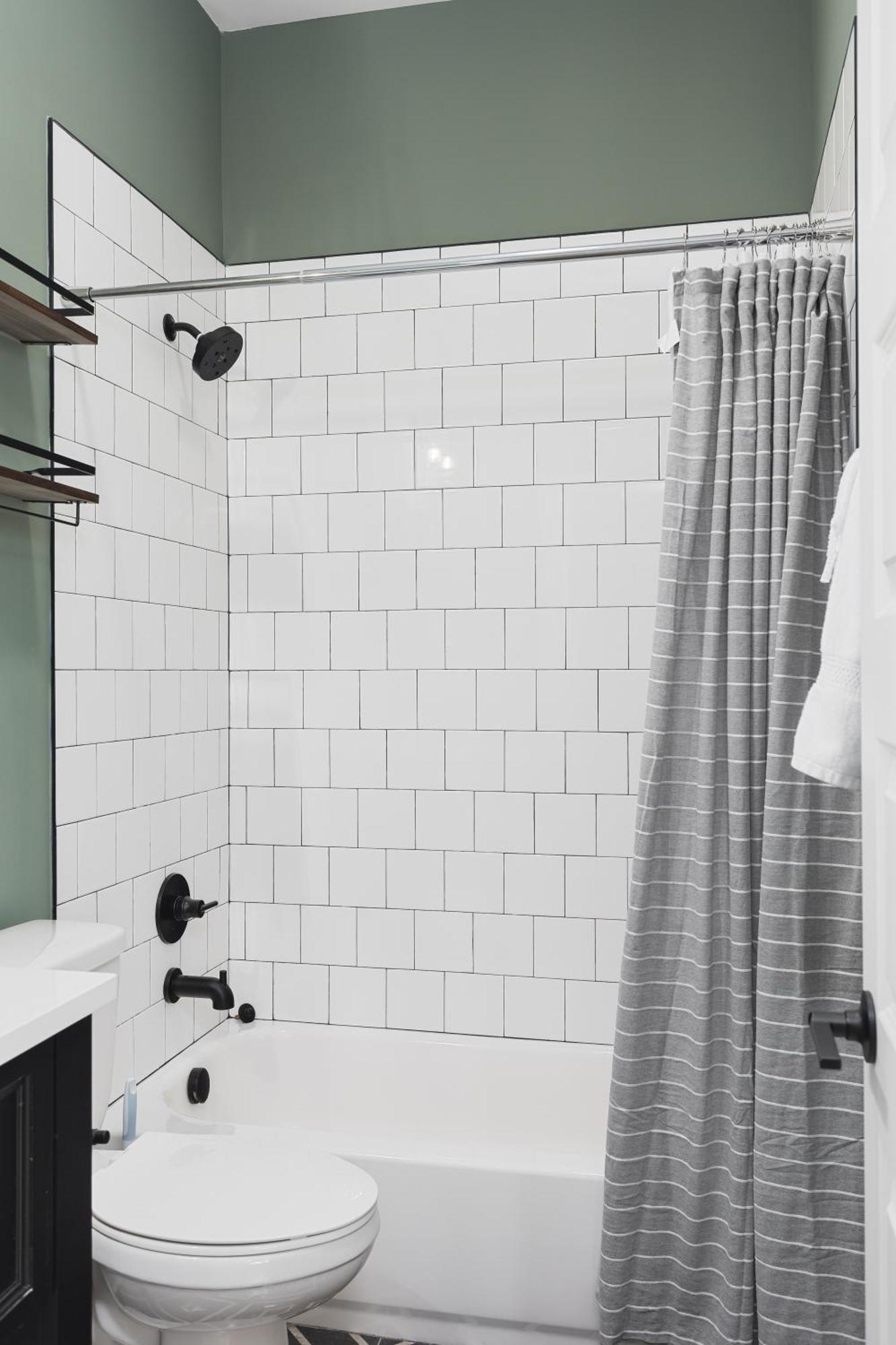 Chic And Cozy Designer 3 Miles To Downtown Apartment Nashville