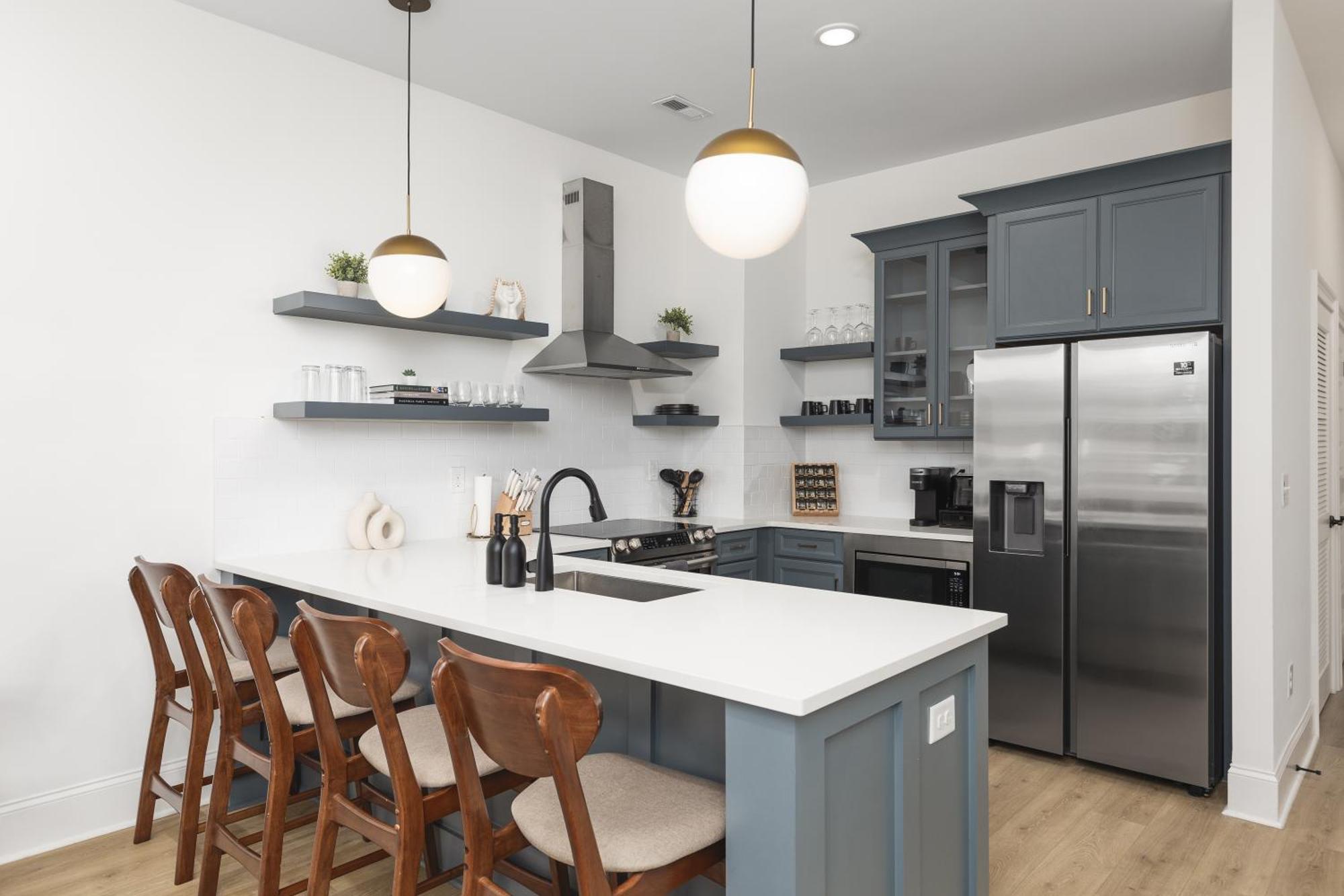 Chic 5 Bed, 2 Bedroom Free Parking - 3 Miles To Broadway
