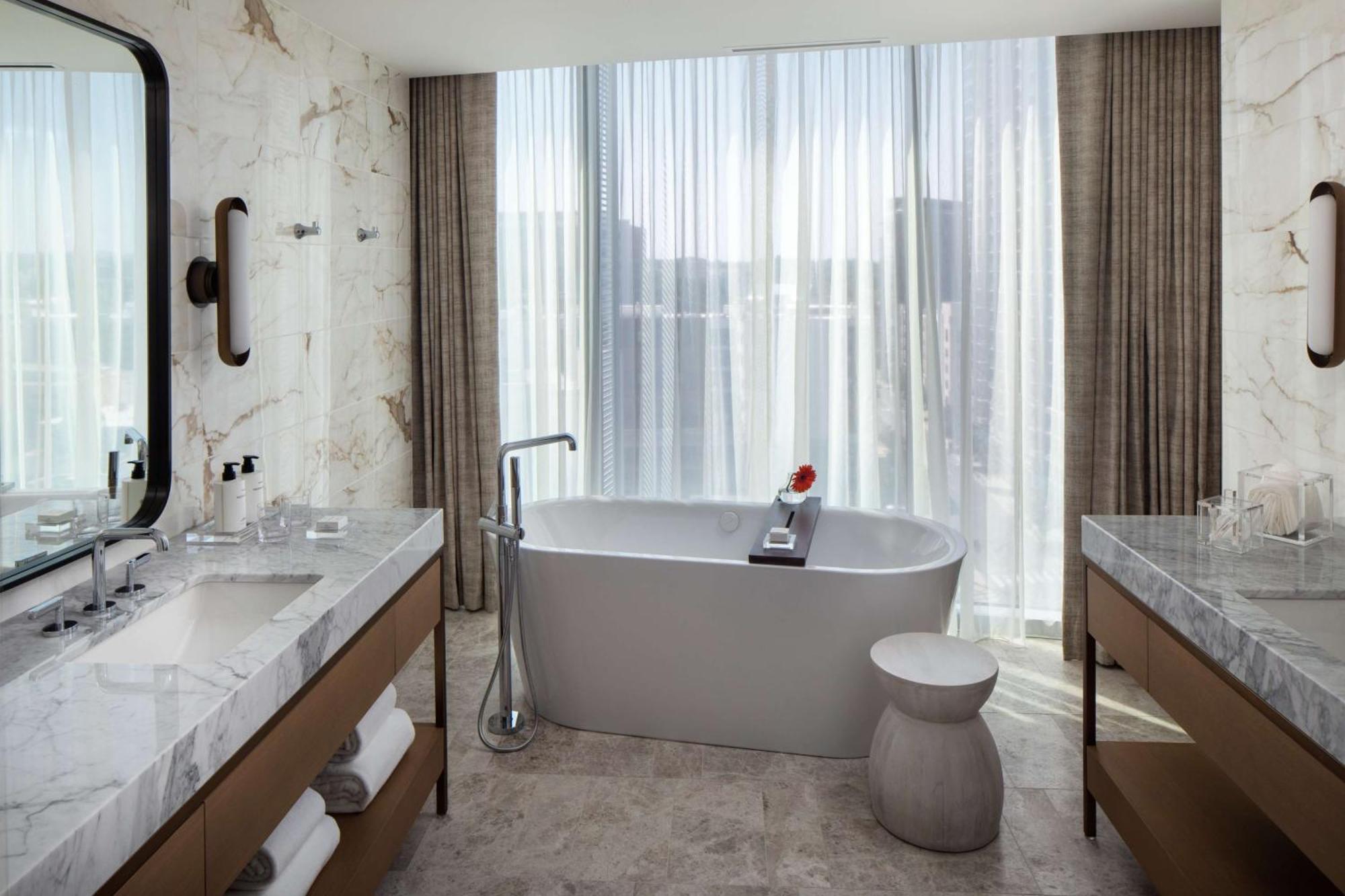 Conrad 5* Nashville