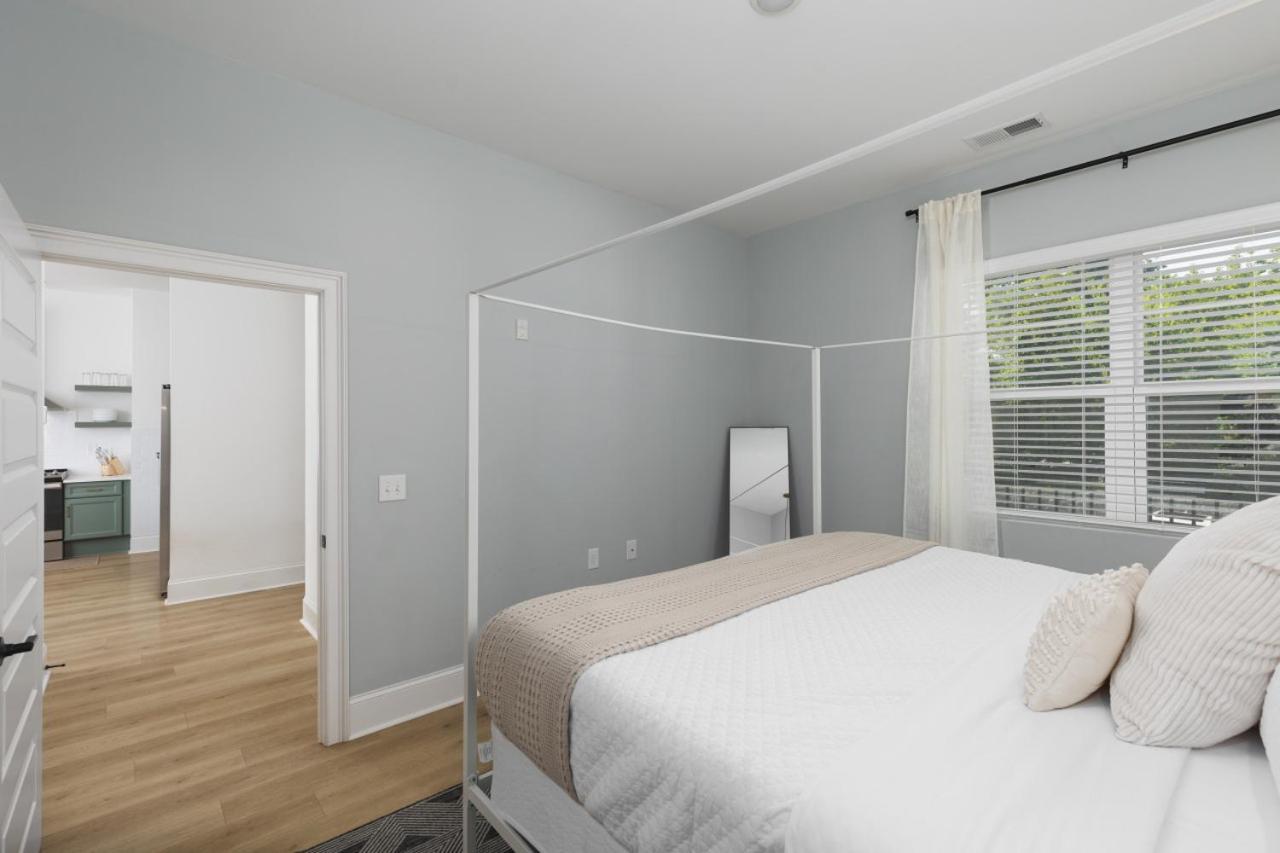 Apartment Chic Spacious 2 Bedroom Walk To Coffee And Restaurants *