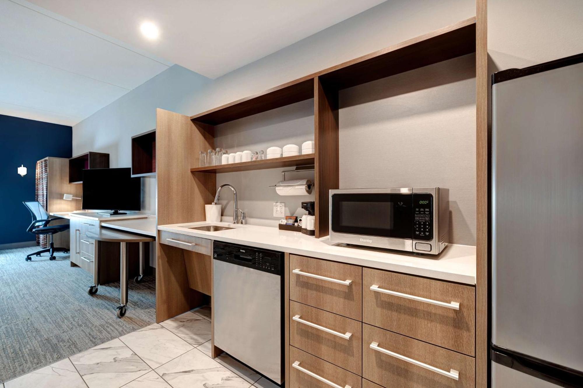 Home2 By Hilton Downtown-metrocenter Hotel Nashville