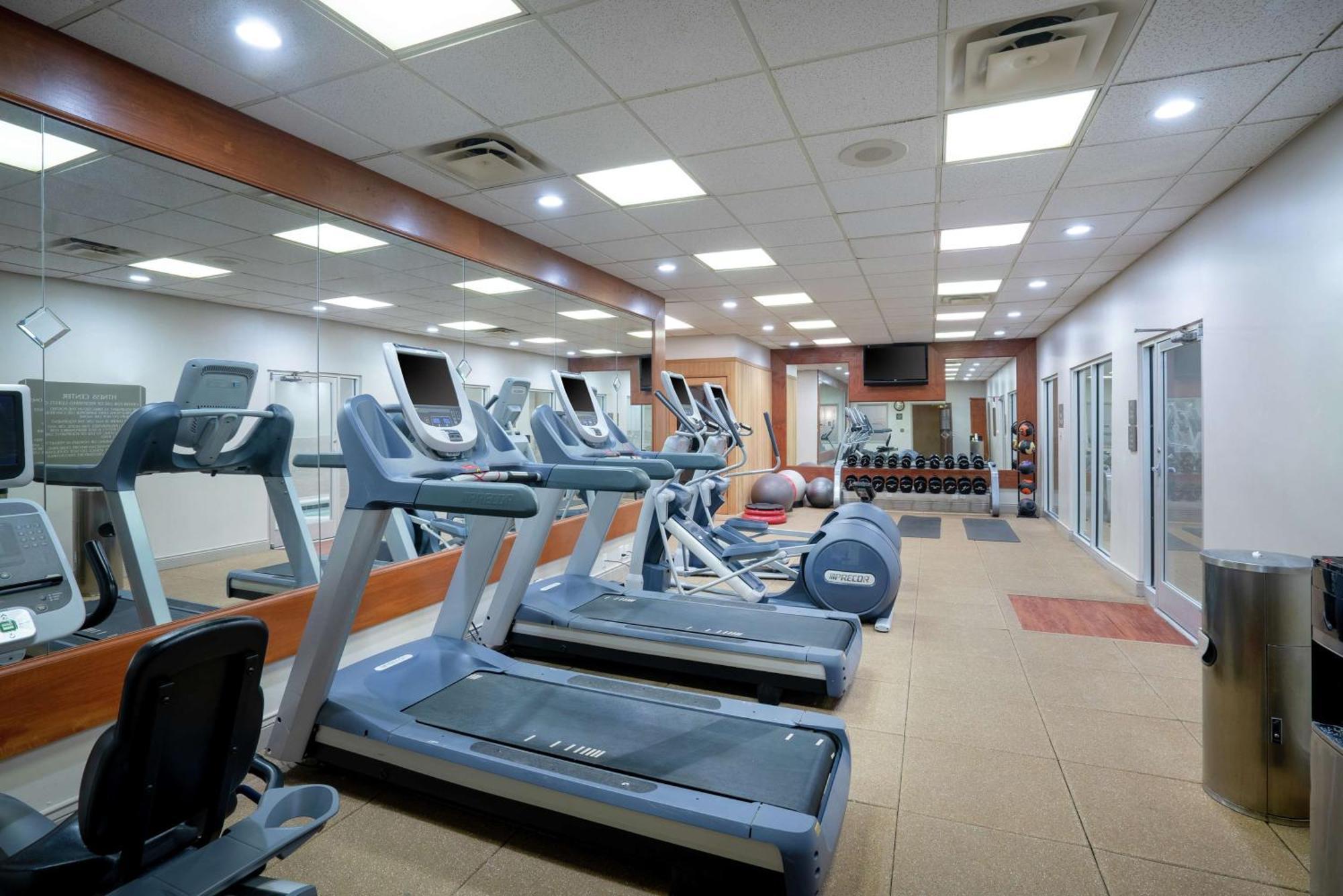 Embassy - At Vanderbilt Hotel 3*