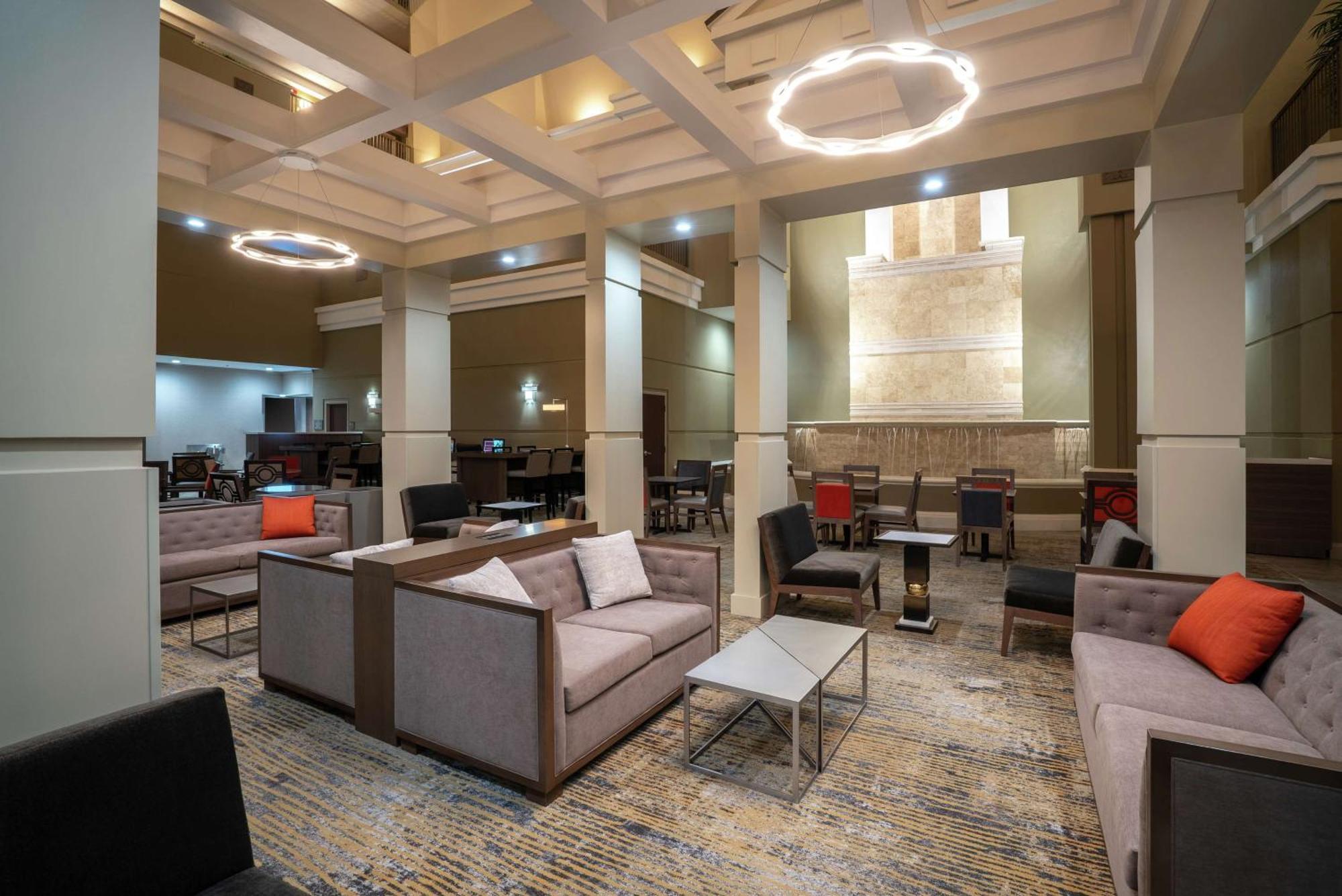 Embassy - At Vanderbilt 3*